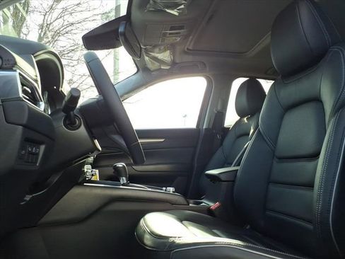 New 2025 MAZDA CX-5 AWD 2.5 S w/ Preferred Package image 19