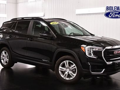 Used 2024 GMC Terrain SLE w/ Driver Convenience Package