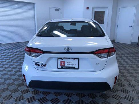 Certified 2025 Toyota Corolla LE FWD image 13