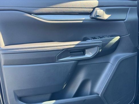 New 2025 Ford Ranger Lariat w/ Black Appearance Package image 14