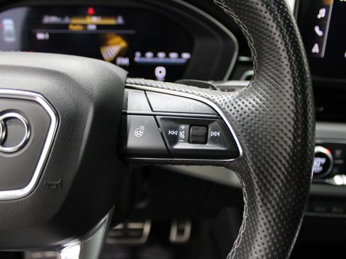 Used 2022 Audi A4 2.0T Premium Plus w/ Premium Plus Package image 12