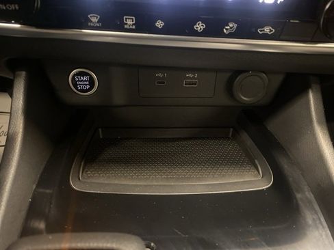 Used 2023 Nissan Rogue SV image 22