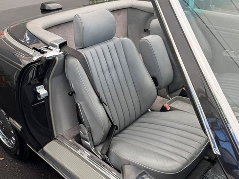Used 1987 Mercedes-Benz 560 SL image 29