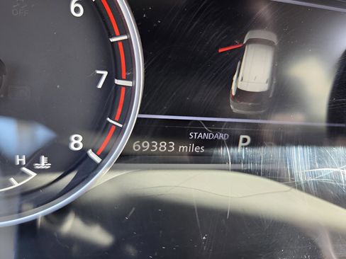 Used 2024 Nissan Rogue S FWD image 26