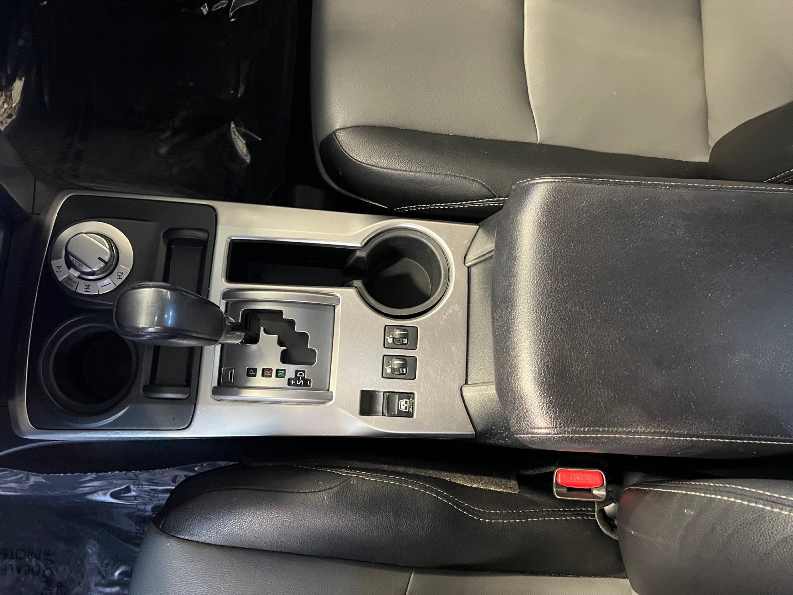 Used 2018 Toyota 4Runner SR5 Premium AWD/4WD image 22