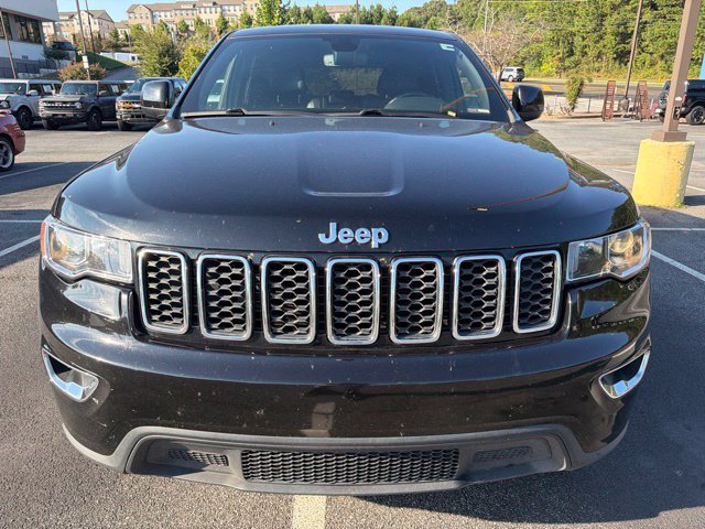 Used 2022 Jeep Grand Cherokee Laredo X AWD/4WD image 2