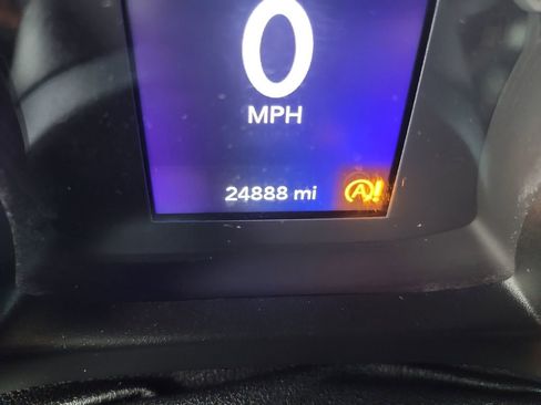 Certified 2020 Jeep Wrangler Sport image 29