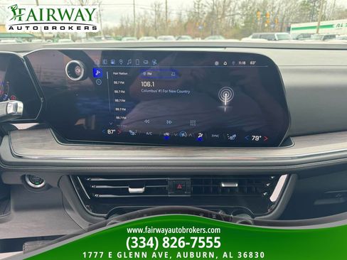 Used 2025 Chevrolet Tahoe Z71 image 23