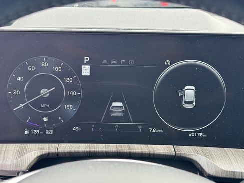 Used 2024 Kia Telluride SX image 19