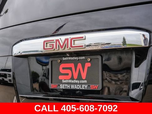 Used 2017 GMC Yukon Denali w/ Open Road Package AWD/4WD image 12