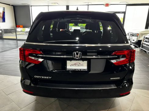 Used 2022 Honda Odyssey Touring image 4