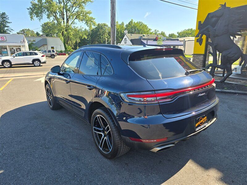 Used 2021 Porsche Macan AWD/4WD image 2