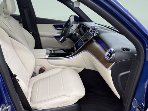 Used 2026 Mercedes-Benz GLC 300 4MATIC image 24