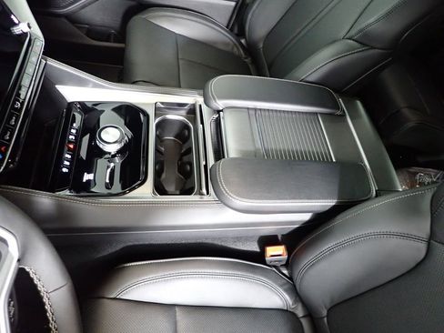 New 2026 Jeep Grand Wagoneer L 4WD image 35