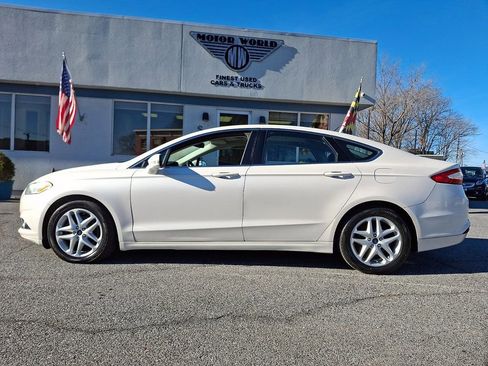 Used 2014 Ford Fusion SE w/ Equipment Group 202A image 7