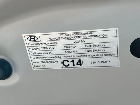 Certified 2024 Hyundai Ioniq 6 Limited AWD/4WD image 30