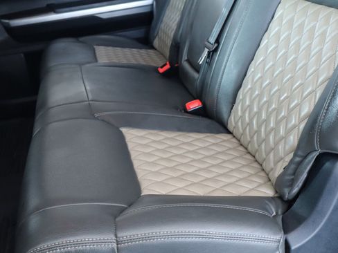 Used 2017 Toyota Tundra SR5 w/ SR5 Upgrade Package image 30