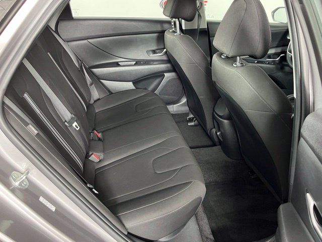 Used 2024 Hyundai Elantra SEL FWD image 27