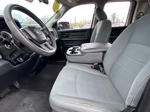 Used 2018 RAM 1500 Express w/ Express Value Package AWD/4WD image 25