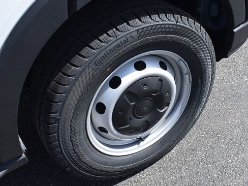 New 2026 Ford Transit 250 148 Medium Roof image 11