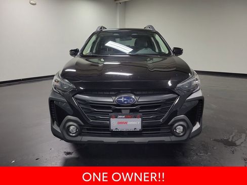 Used 2024 Subaru Outback Premium AWD/4WD image 3