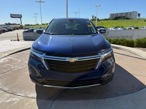 Used 2023 Chevrolet Equinox LT FWD image 12