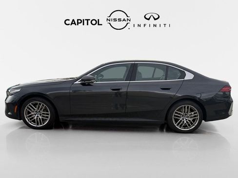 Used 2024 BMW 530i w/ Premium Package image 8