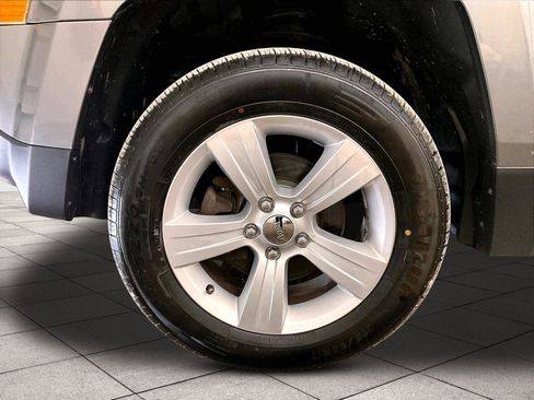 Used 2014 Jeep Patriot Sport w/ Power Value Group image 8