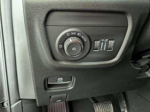 New 2025 Jeep Grand Cherokee L Limited w/ Trailer Tow Package image 18