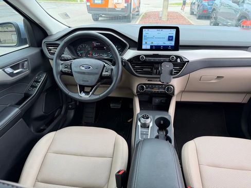 Used 2022 Ford Escape SEL FWD image 21
