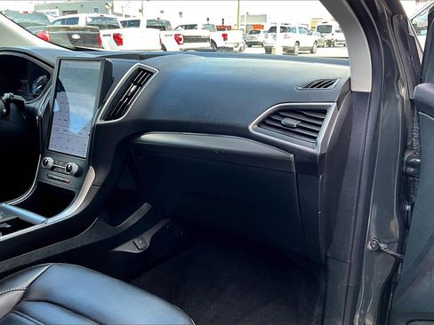 Certified 2022 Ford Edge SEL w/ Convenience Package image 15