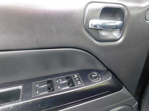 Used 2016 Jeep Patriot 75th Anniversary w/ Power Value Group image 13