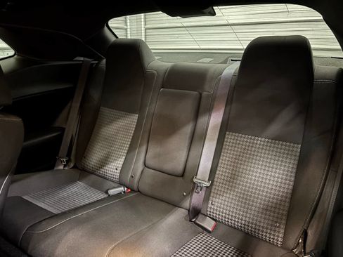 Used 2021 Dodge Challenger R/T Scat Pack RWD image 18