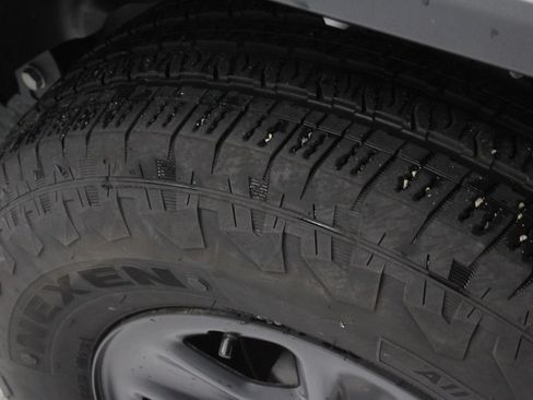 Used 2024 Jeep Wrangler Sport AWD/4WD image 16