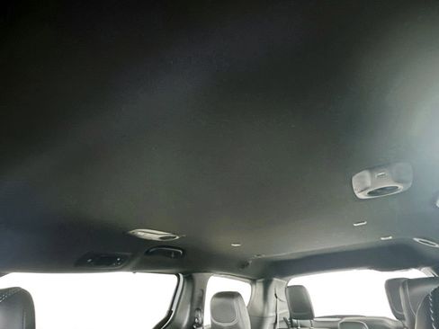 New 2026 Chrysler Pacifica Select image 14