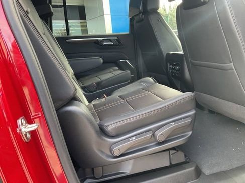 New 2026 Chevrolet Suburban High Country image 16