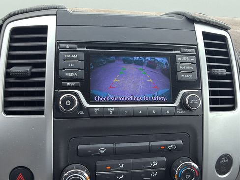 Used 2018 Nissan Frontier S RWD image 28