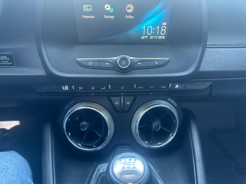 Used 2017 Chevrolet Camaro LT RWD image 23
