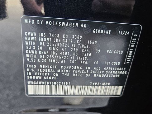 New 2025 Volkswagen ID. Buzz Pro S image 27