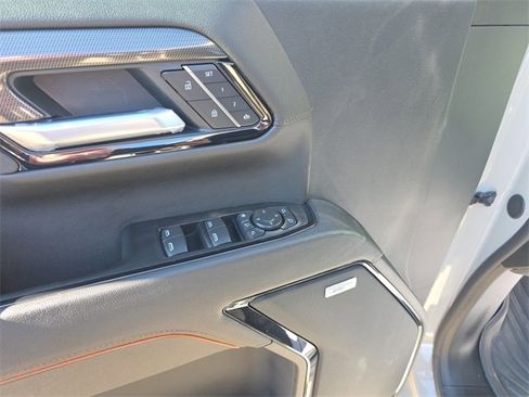 New 2026 GMC Sierra 2500 AT4 w/ AT4 Premium Plus Package image 11