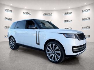 Used 2025 Land Rover Range Rover SE AWD/4WD video 1