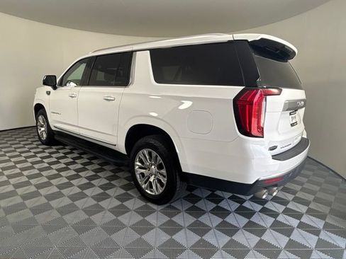 Used 2022 GMC Yukon XL Denali AWD/4WD image 40