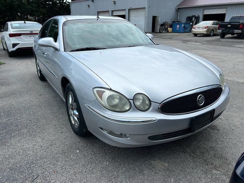 Used 2005 Buick LaCrosse CXL w/ Gold Convenience Package image 7