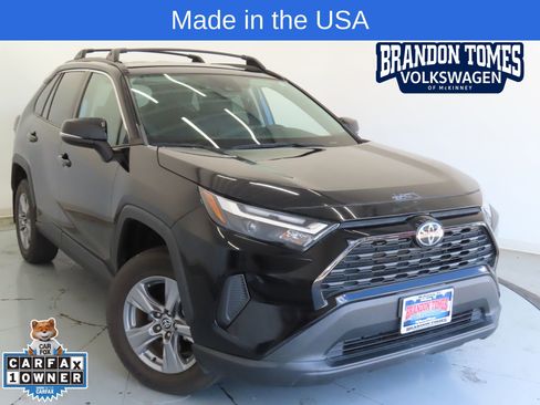 Used 2023 Toyota RAV4 XLE image 1