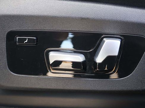 Used 2023 BMW X7 M60i w/ Executive Package AWD/4WD image 47