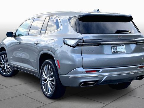 Used 2025 Buick Enclave Avenir w/ Super Cruise Package image 12
