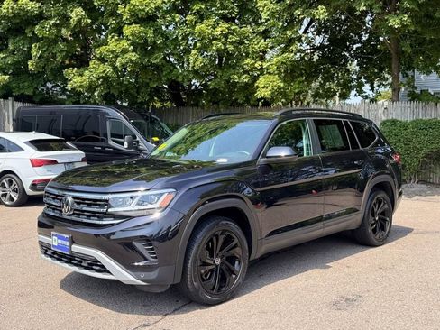 Used 2023 Volkswagen Atlas SE AWD/4WD image 2