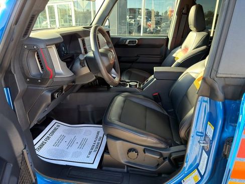 Used 2025 Ford Bronco Big Bend w/ Black Diamond Package image 13