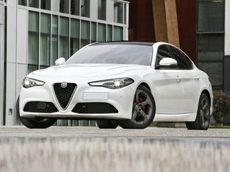 Used 2019 Alfa Romeo Giulia Ti Sport w/ Quick Order Package 22S Sport video 1