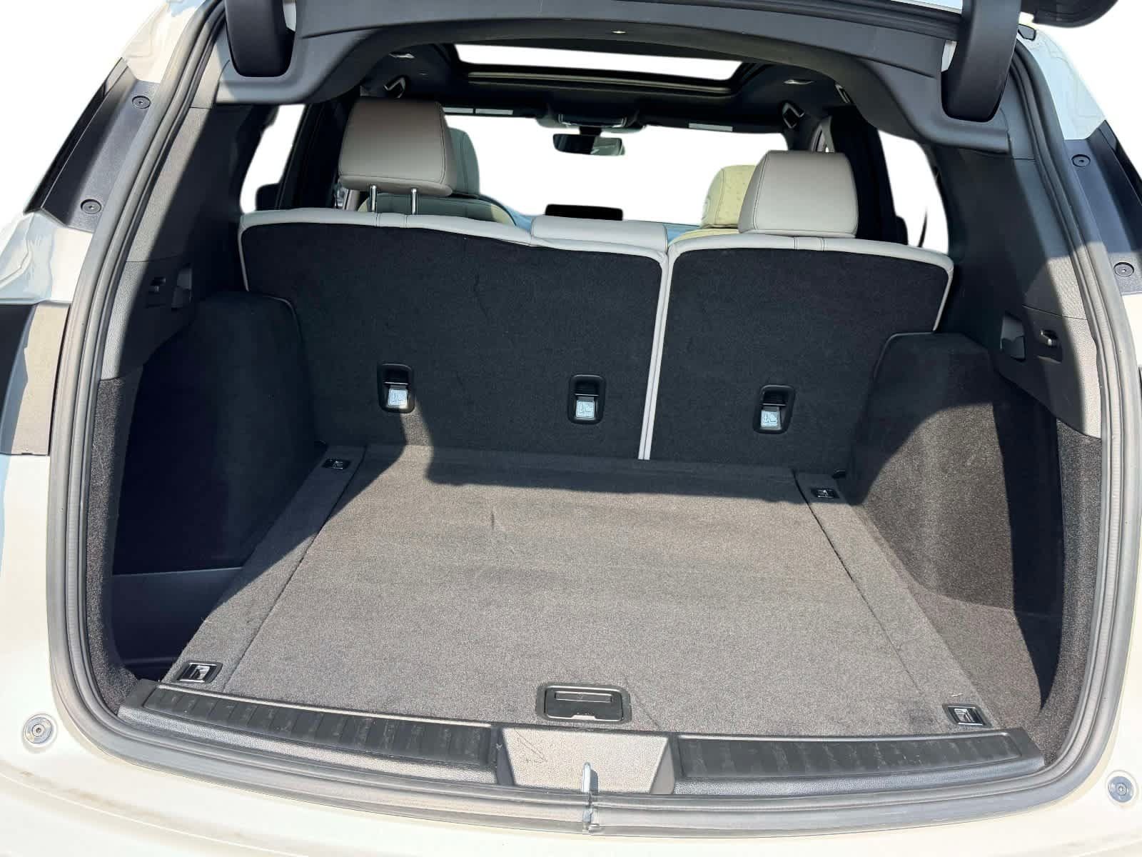 Certified 2025 Acura RDX SH-AWD image 8